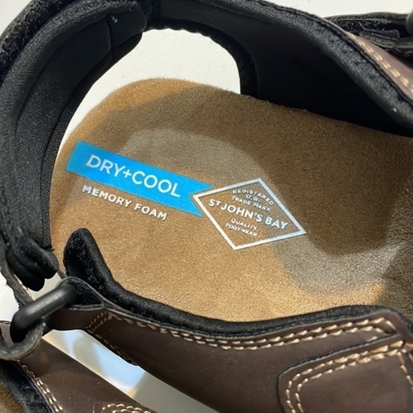 St. John's Bay Mens Felix Strap Sandals NEW Mens brown shoes Memory Foam Sz 12M - Picture 5 of 10